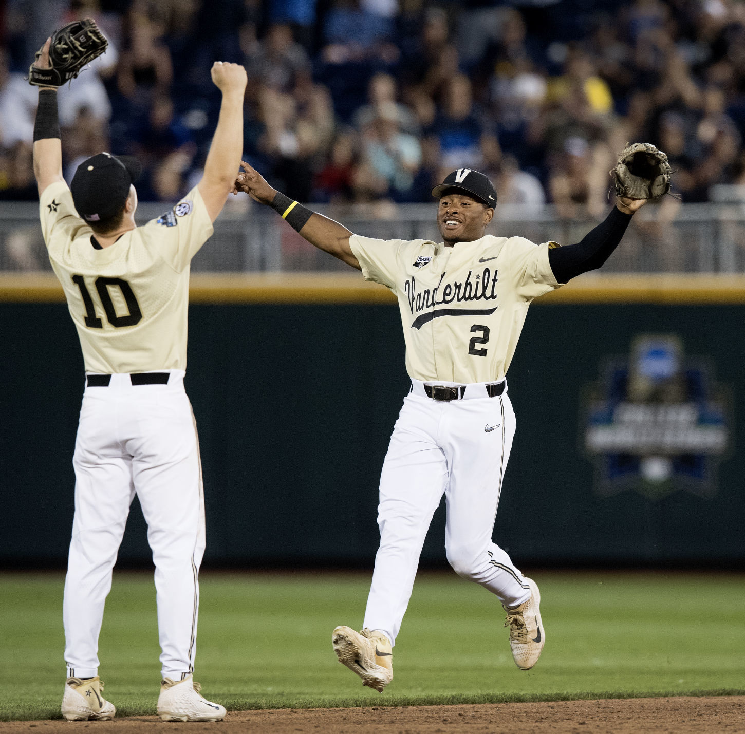 College World Series Championship, 6.26